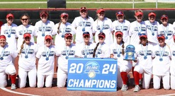 Saginaw Valley State secures its third-consecutive GLIAC Softball Tournament title